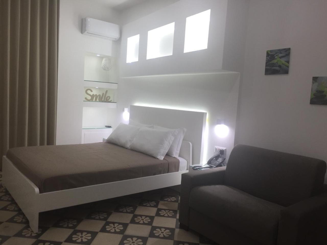Villa Adelaide Suite & Room Torre A Mare Eksteriør billede