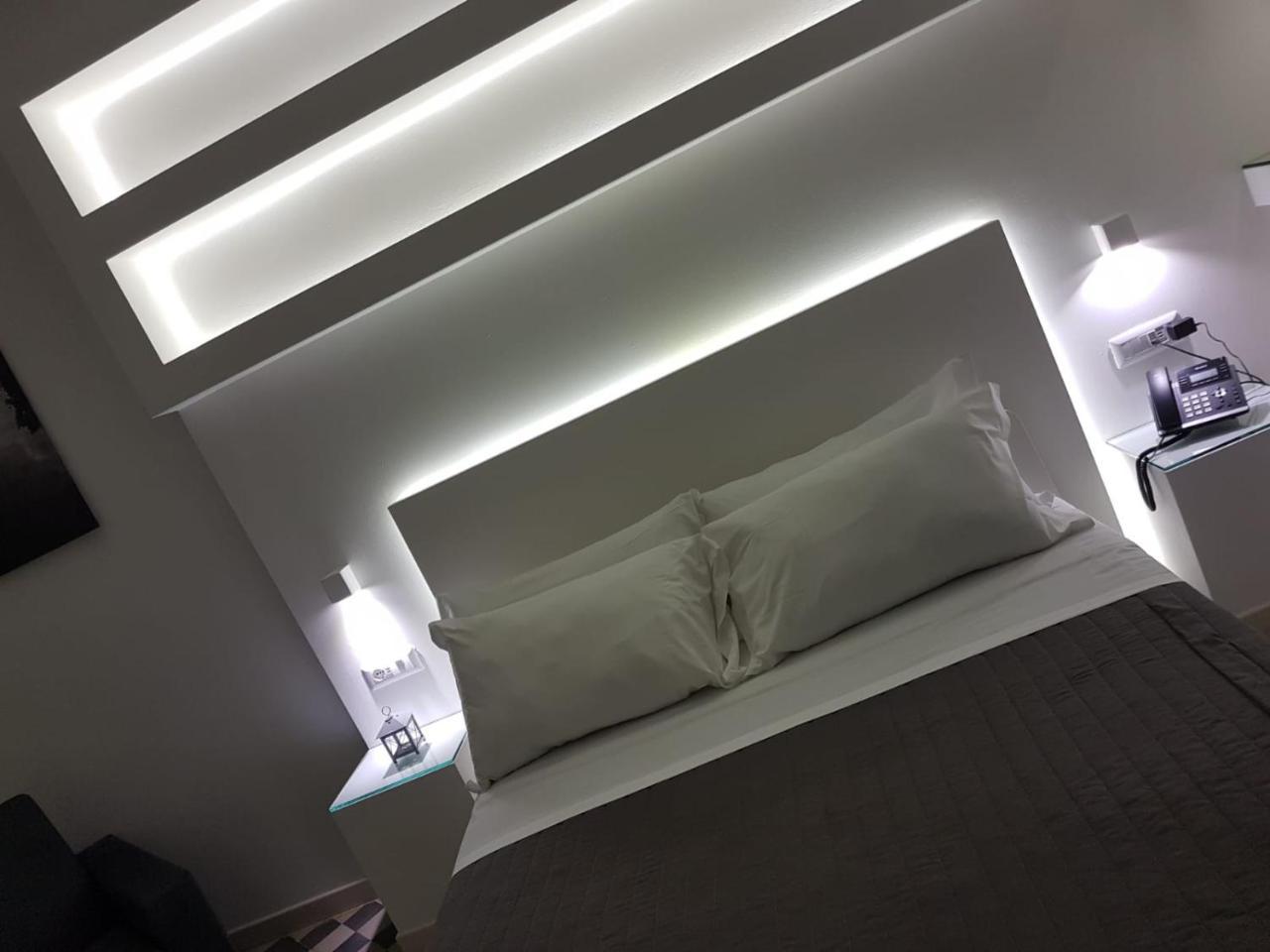 Villa Adelaide Suite & Room Torre A Mare Eksteriør billede