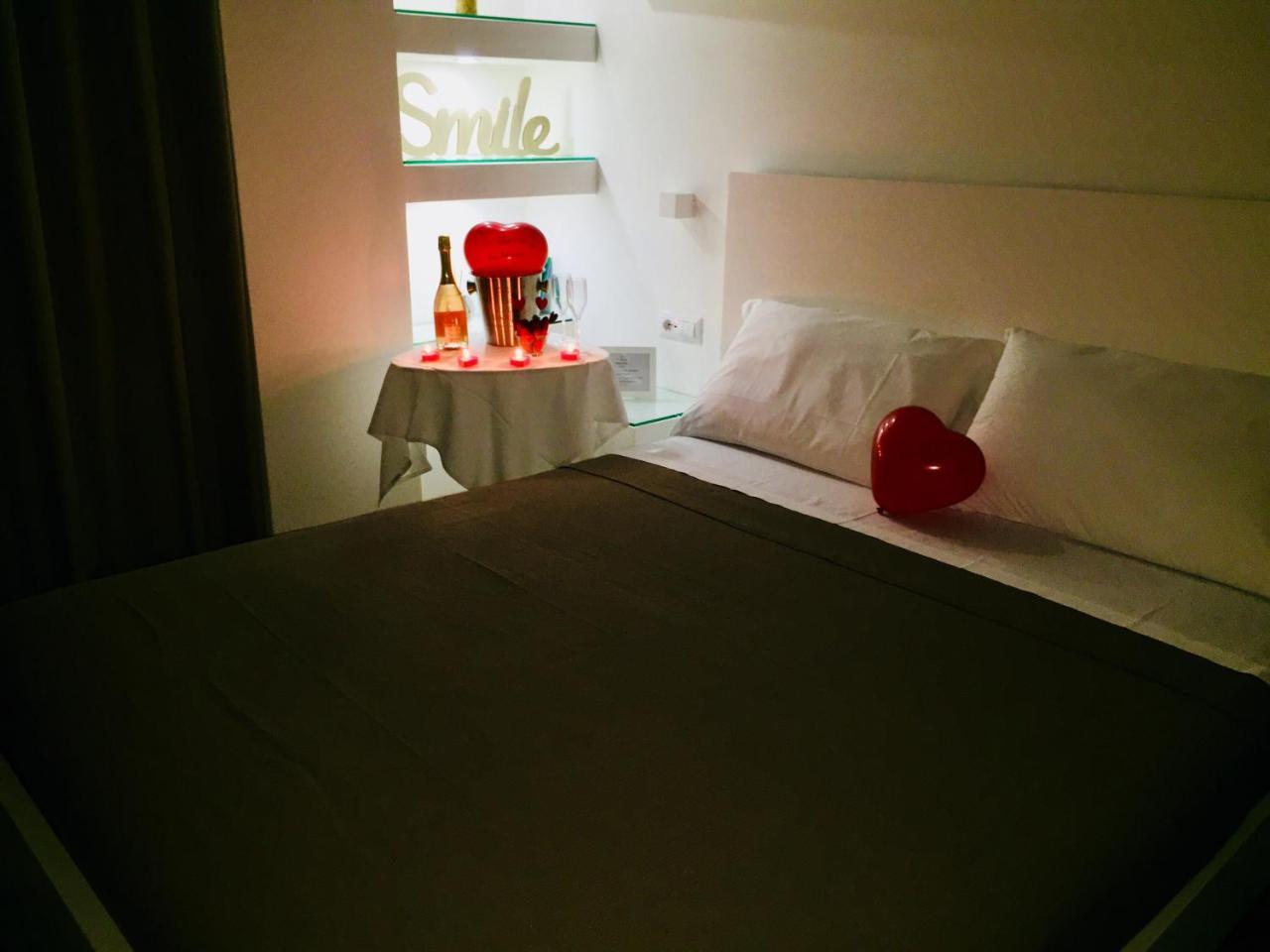 Villa Adelaide Suite & Room Torre A Mare Eksteriør billede